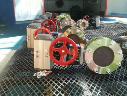 水处理厂家切换蝶阀发货安装调试成功