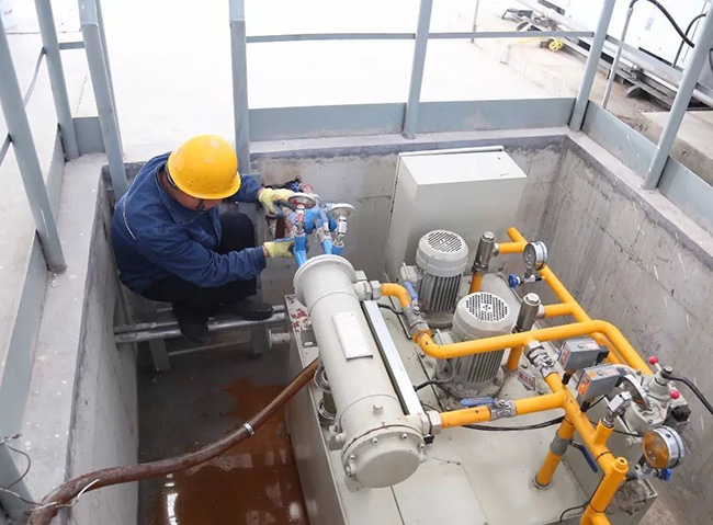 埃美柯阀门试压的原则和注意事项如下